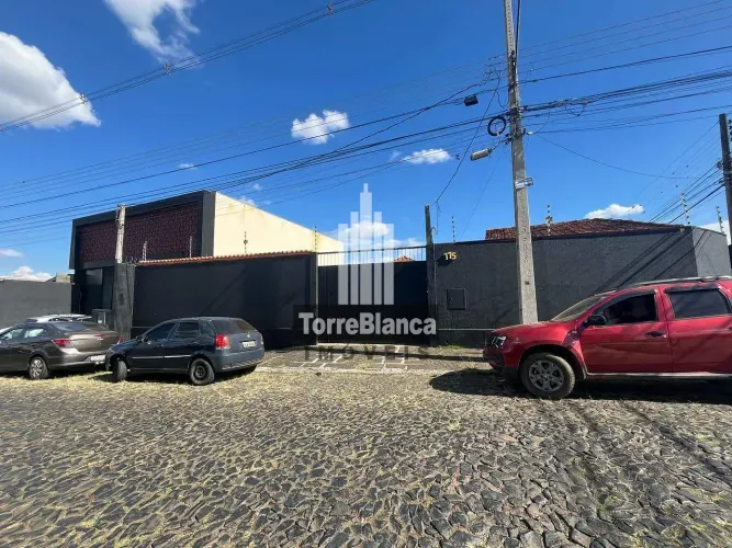 Conjunto Comercial para Locação, Ideal para estacionamento ou lava car, 350 m², Localizaçã