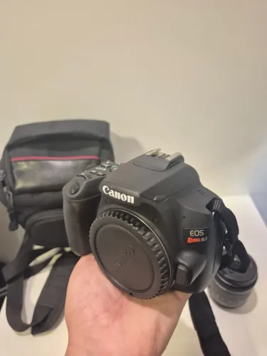 Canon EOS Rebel SL3 - Excelente Estado | Kit Completo