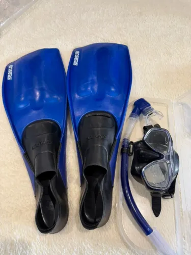 Kit De Mergulho Seasub Máscara + Snorkel + Nadadeira Cor AZUL - Tamanho 41 | 43