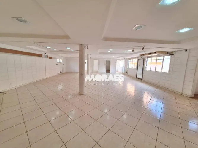Salão comercial para alugar, 680 m² por R$ 9.900/mês - Centro - Bauru/SP
