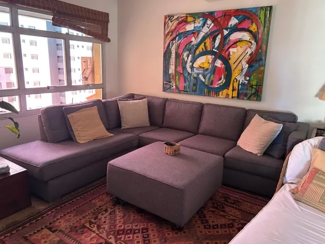 Sofa em L com puff