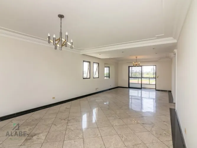 Apartamento para venda em Moema com 3 quartos, sendo 3 suítes, 249m²