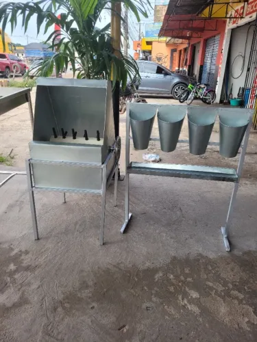 DEPENADORA DE FRANGO GALVANIZADO