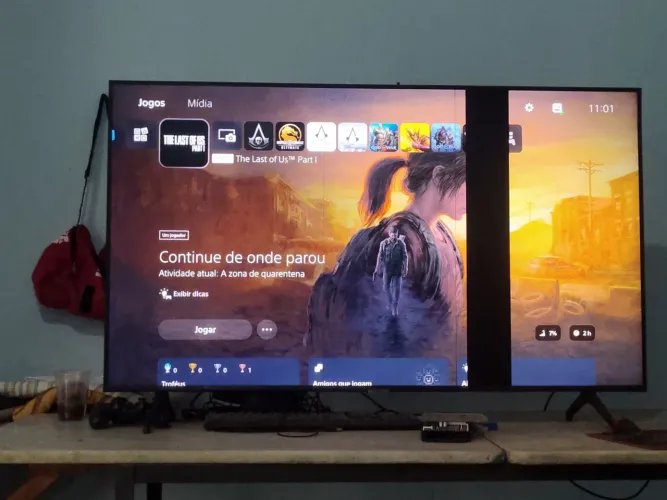 Tv 4k com tela com faixa preta a venda 
