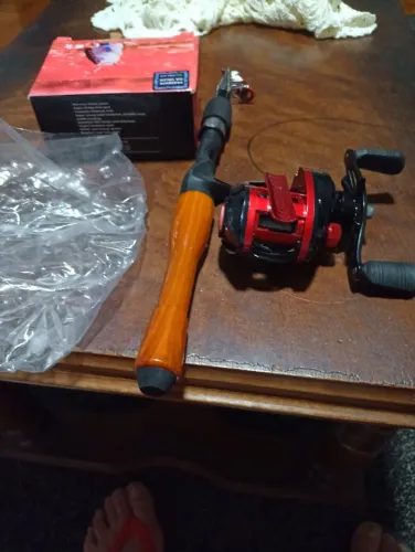 carretilha+vara para pesca
