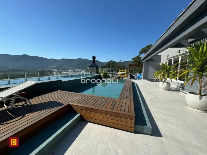 Apartamento 3 suites 2 vagas e piscina no Bairro João Paulo Florianópolis