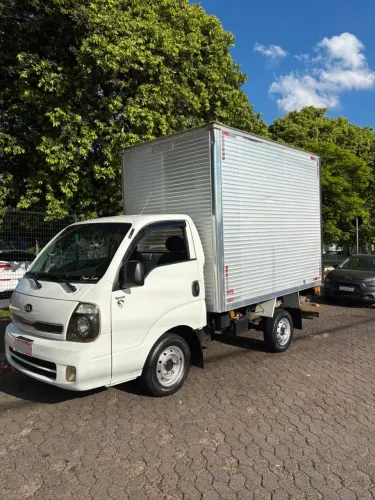 Kia Motors Bongo K-2500 2.5 4X2 TB Diesel 2015