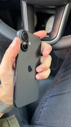 iPhone 16 - Sem Detalhes 