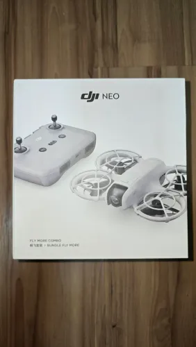 Drone DJI Neo Fly More Combo - 4K - Lacrado