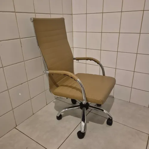 Cadeira de Escritório Giratória