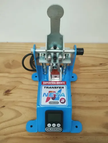 Máquina de estampar canetas