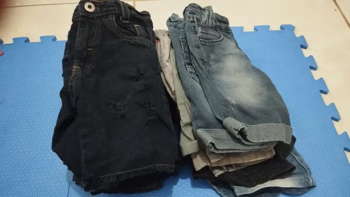 Lote com 14 Shorts infantil menino tam 1 e 2