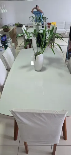 Mesa vidro com madeira , 2.20 x 1.10 com 8 cadeiras