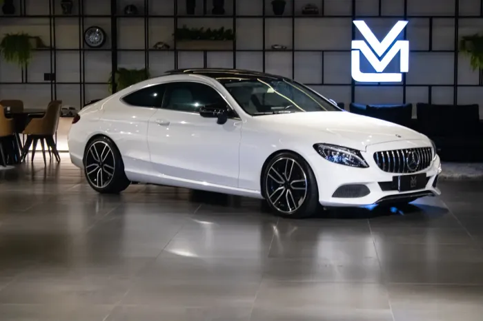 Mercedes-Benz C-180 CGI Coupe Avant. 1.6 TB 16V Aut. 2018