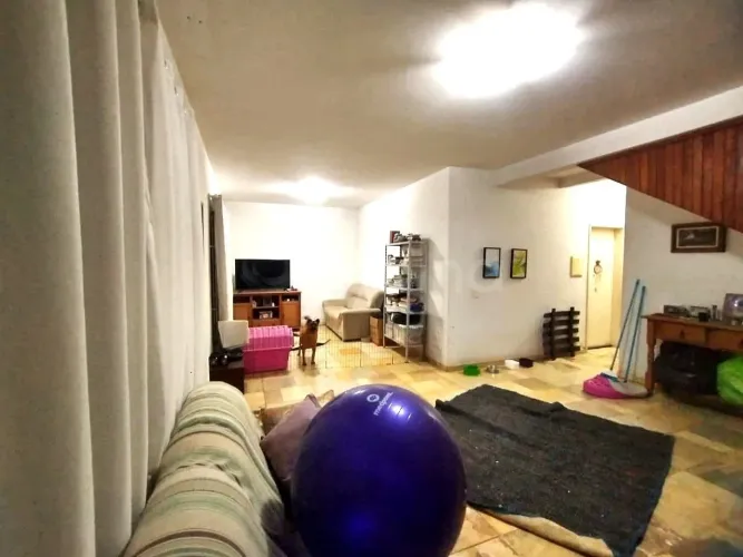 Casa para Venda em Florianópolis, Coqueiros, 5 dormitórios, 2 suítes, 4 banheiros, 4 vagas