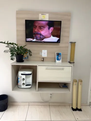 Vendo rack com painel para TV