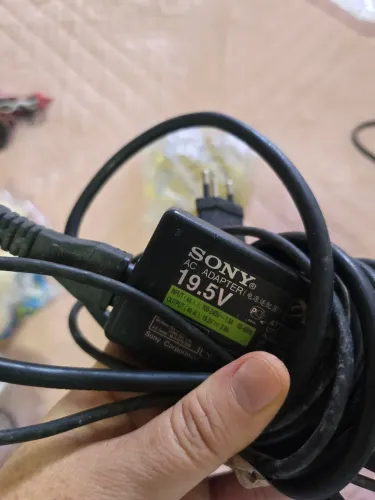 Fonte ac adaptador notebook Sony original