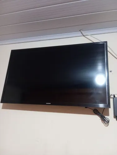 smart tv Samsung 32 " dois anos de uso em perfeito estado