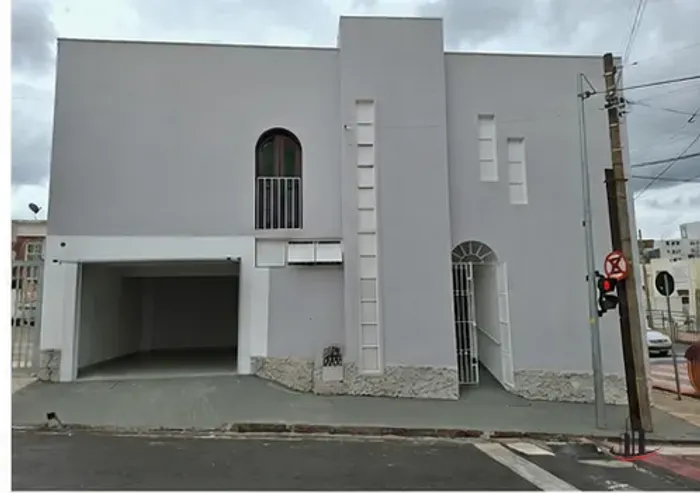 Sobrado para Locação Residencial ou Comercial no Centro de Uberaba  Em Frente à UNIUBE 3 q