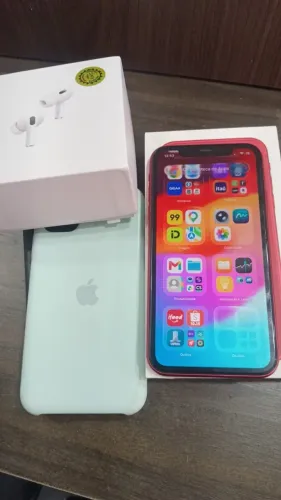iPhone 11