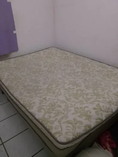 Cama de casal box molas