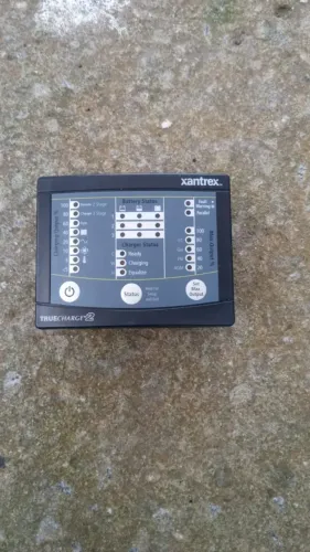 Painel controle remoto Xantrex baterias, com chicote original