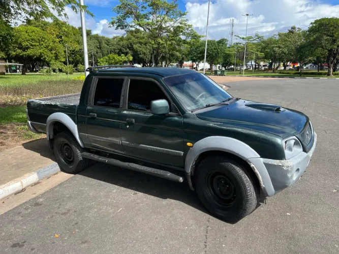 Mitsubishi L200 Outdoor HPE 2.5 4X4 CD T.dies. Mec. 2007