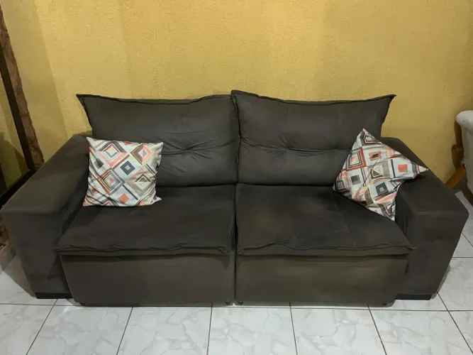 Sofá retrátil