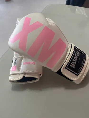 Luva Muay Thai semi nova