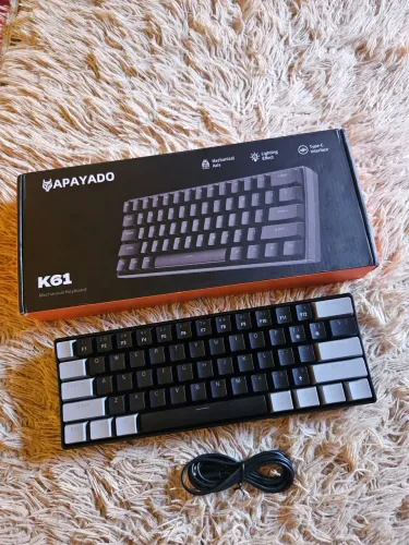Teclado gamer mecânico apayado k61 switches azul Novo