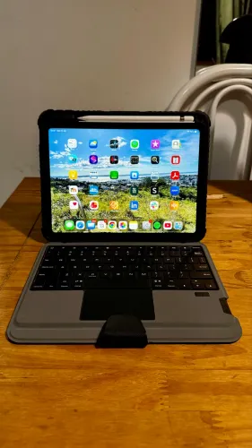 iPad 10 256GB A2696