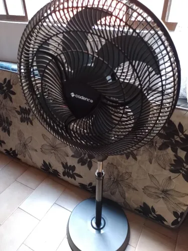 Ventilador super forte , regulável