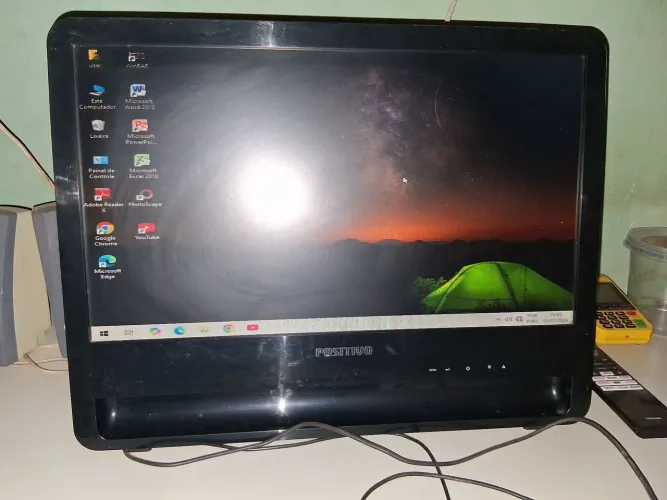 Vendo munitor funcionando perfeitamente