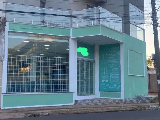 OPORTUNIDADE - VENDE-SE CAFETERIA E RESTAURANTE