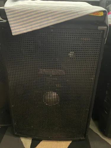 Caixa ativa Antera CP415 A 15?