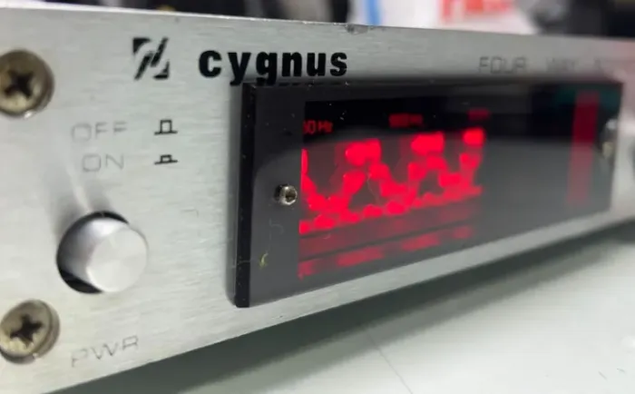 Crossover Cygnus EC-400 (Raridade) Prata LEIA O ANUNCIO