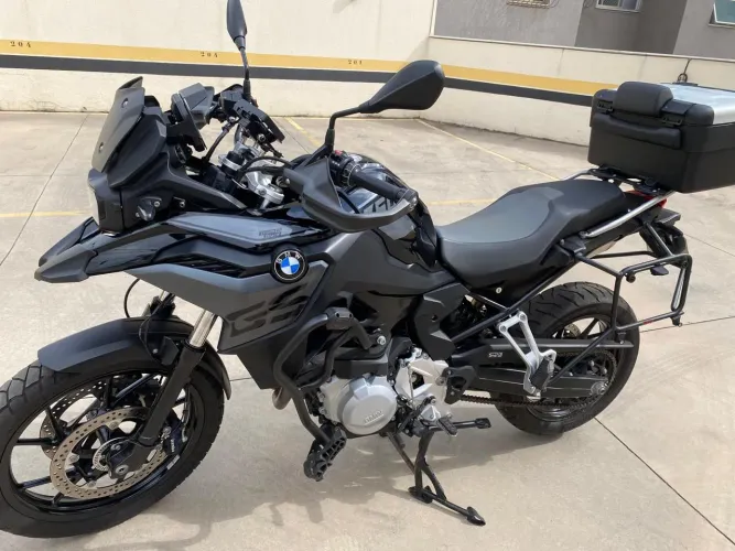 F750 GS Triple Black