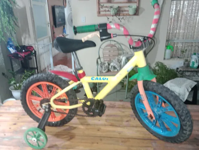 Bicicleta infantil aro 14 Caloi