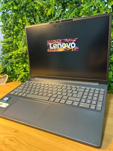 Notebook Lenovo Ideapad Slim 3  Processador Intel core i7 - 13620H  24GB DDR5 512GB NVME 