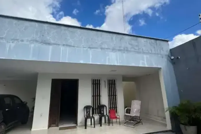 Casa no filipinho a venda