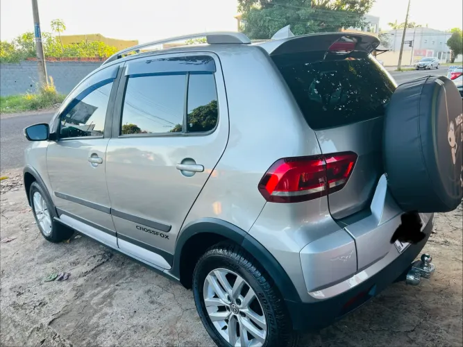 Volkswagen Crossfox 1.6 T. Flex 16V 5P 2015