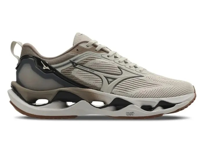 Mizuno wave stratos 3