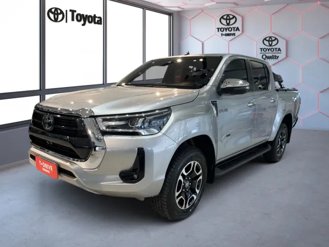Toyota Hilux CD DLX 4X4 2.8 Diesel 2024
