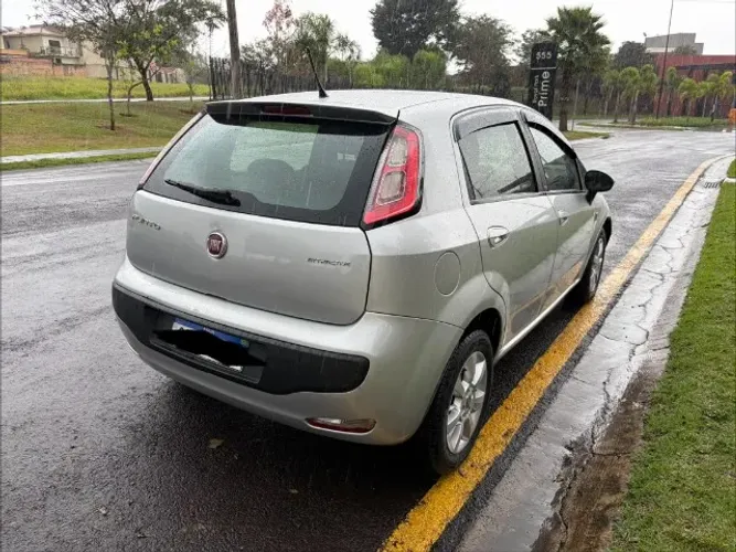 Fiat Punto Attractive Italia 1.4 F.flex 8V 5P 2014