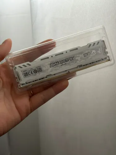 Memória Ram Ballistrix 8G 2400 White