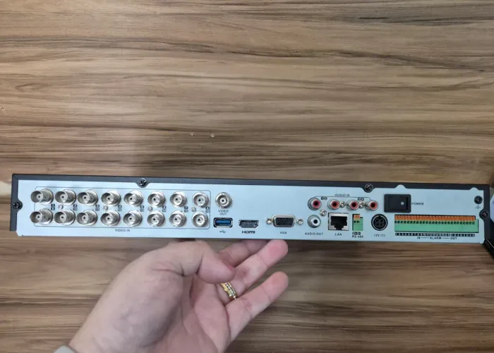 DVR HIKVISION 5M