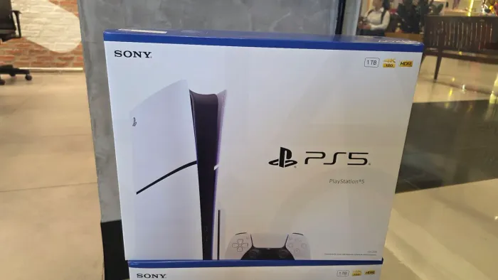 PlayStation 5 1TB midia fisica e digital lacrado!