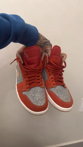 Tenis air jordan 1 Original Usado 3 vezes!