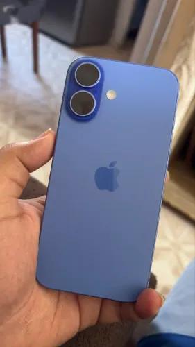 IPHONE 16