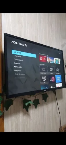 Vendo essa tv da marca AOC DE 32 POLEGADAS SMART TECNOLOGIA ROKU TV